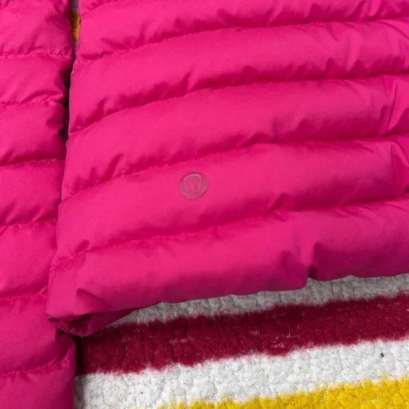 Lululemon Pack It Down Puffer Jacket in Calypso Pink, Size 4 - Picture 10 of 13